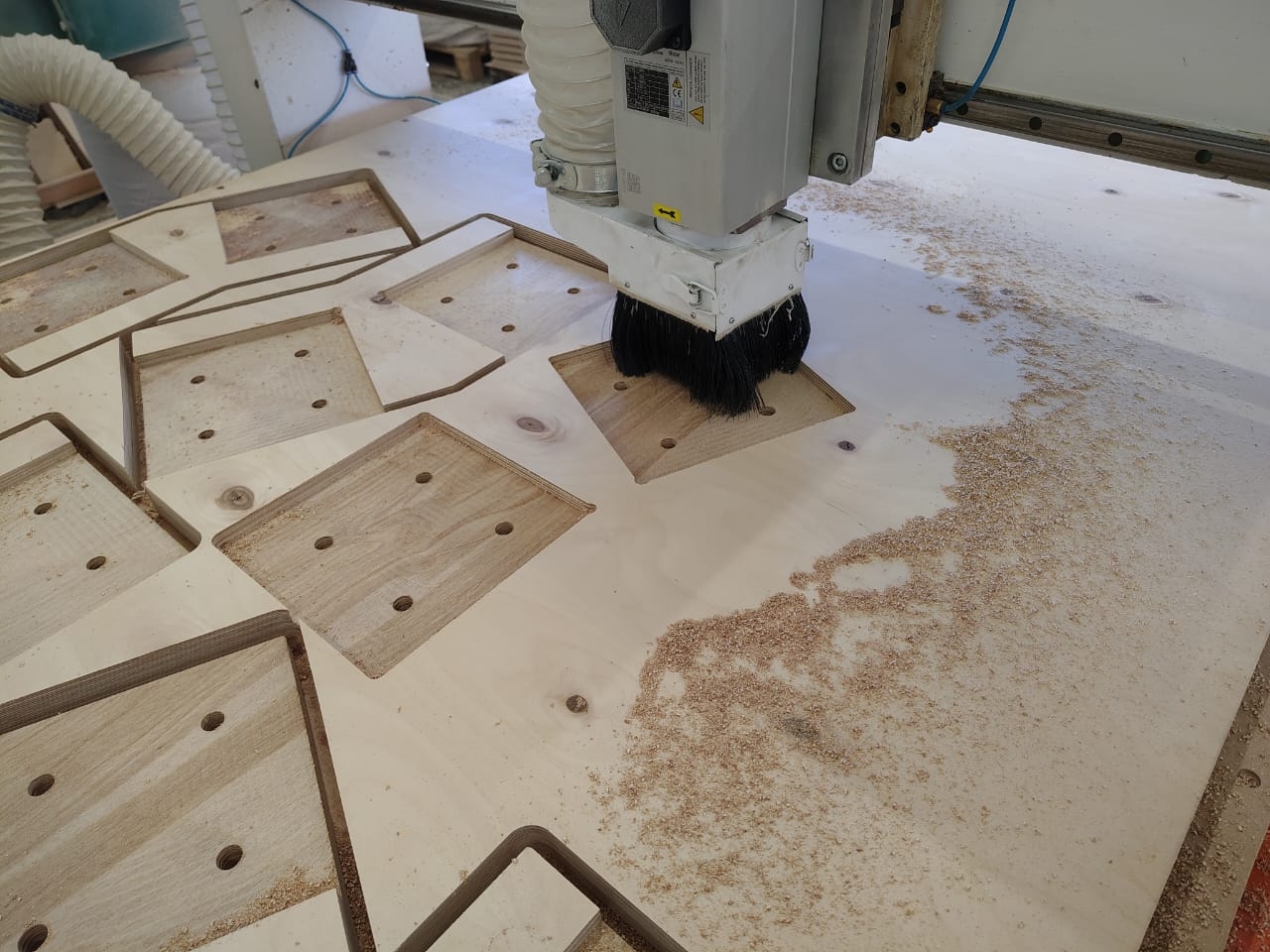 Производство коннекторов FINHA 